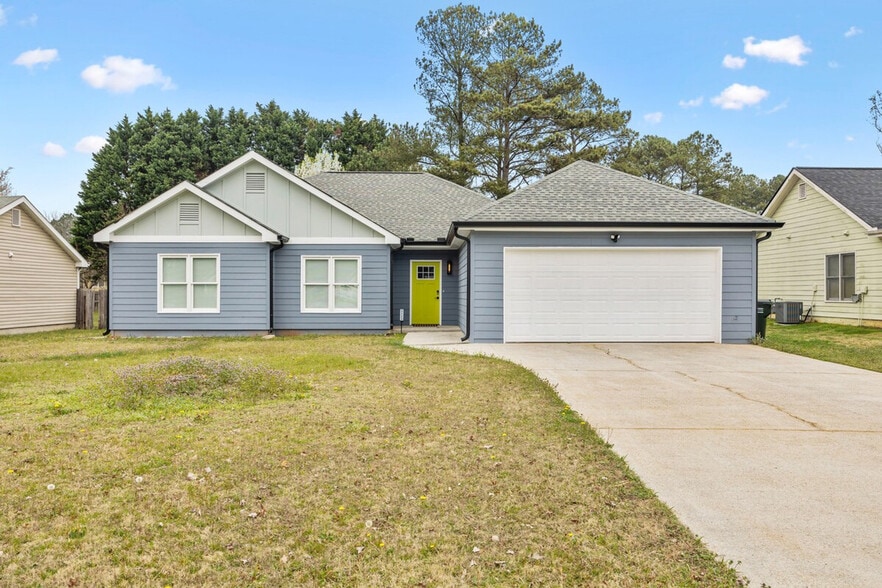 Building Photo - 2322 Red Rose Ln