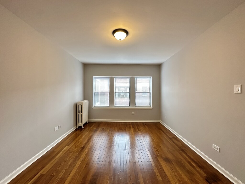 Building Photo - 5740 N Winthrop Ave