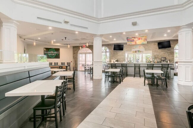 Building Photo - 1042 Calabria Ave