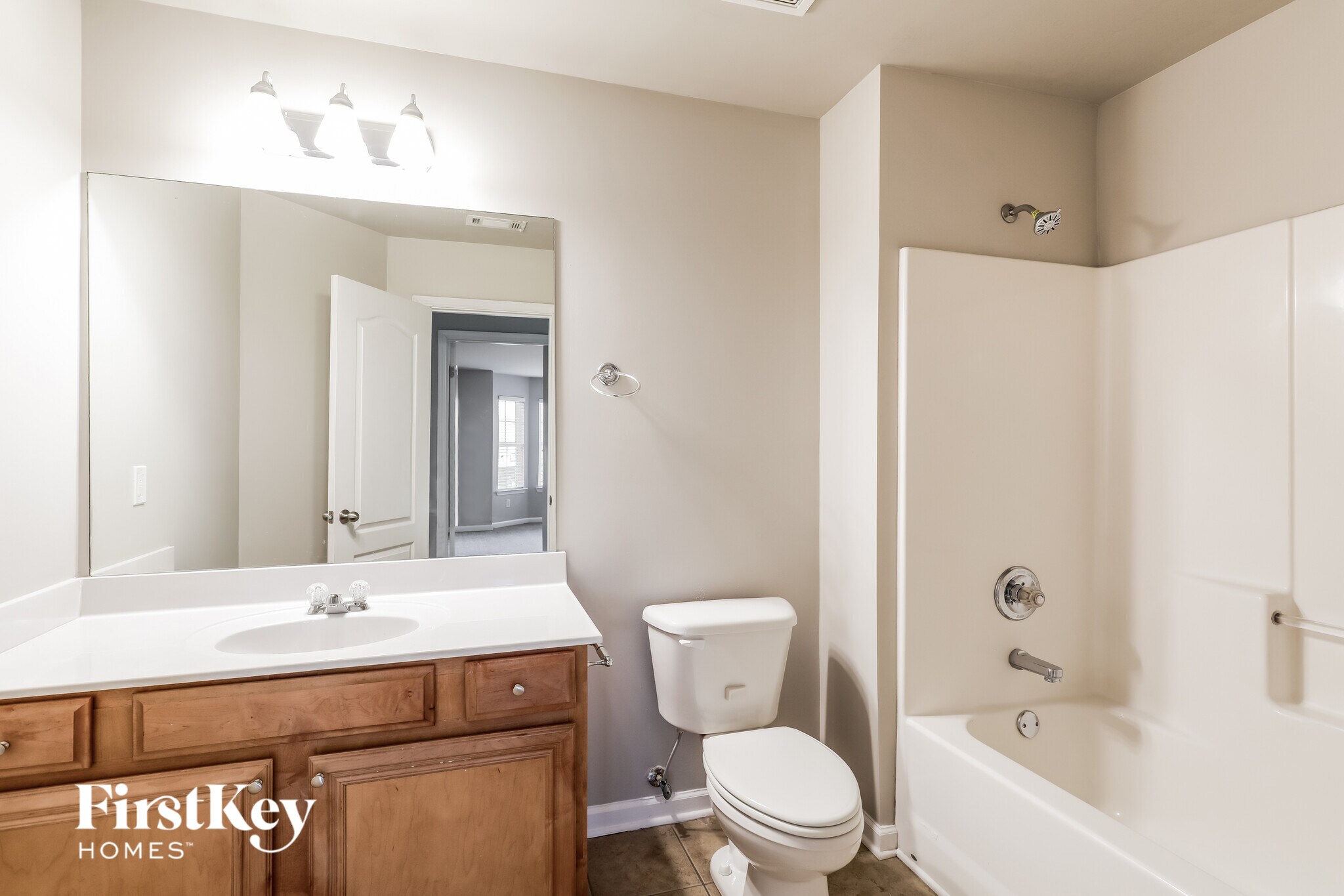 Building Photo - 6732 Carriage Walk Ln