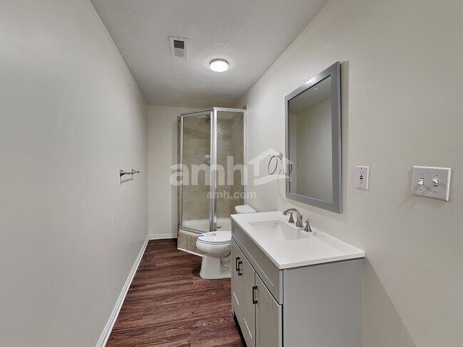 Building Photo - 2552 W 1500 N