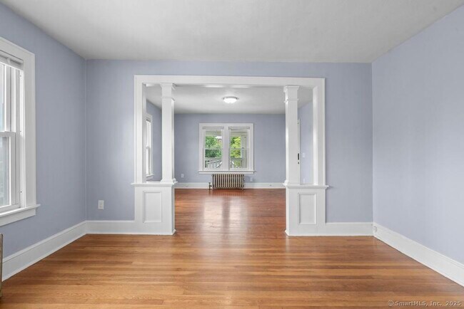 Building Photo - 52 Jacobs St