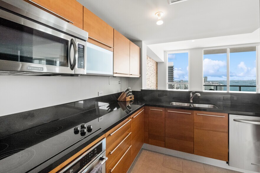 Building Photo - 244 Biscayne Blvd