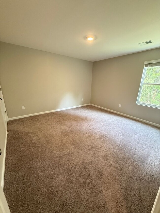 Building Photo - Rivergate