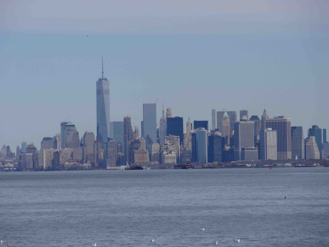 Building Photo - 80 Bay Street Landing