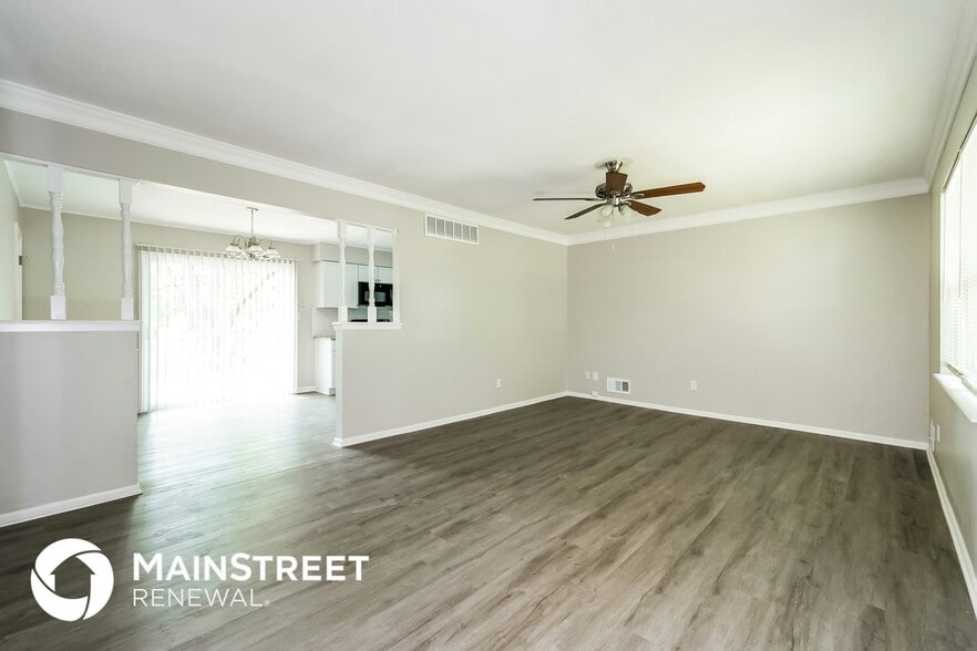 Building Photo - 107 N Cleveland Ave