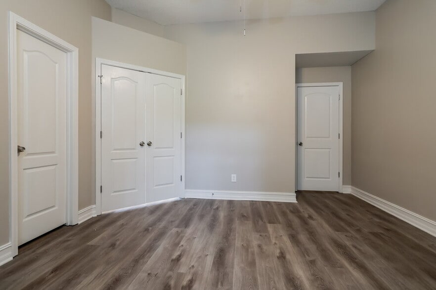 Building Photo - 275 Eagle Way