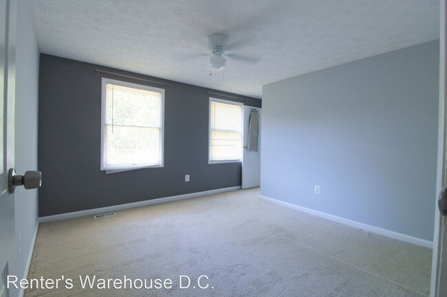 Building Photo - 5 br, 3.5 bath House - 13705 Hobart Dr