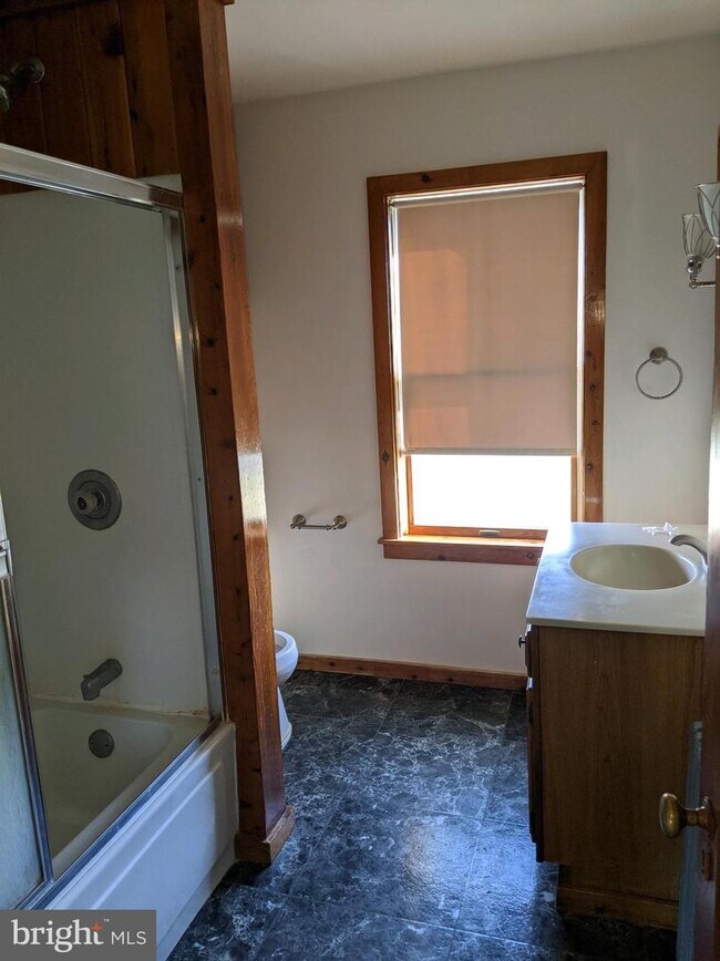 210 E Broad St 210 E Broad St Trumbauersville PA 18970 Apartment Finder