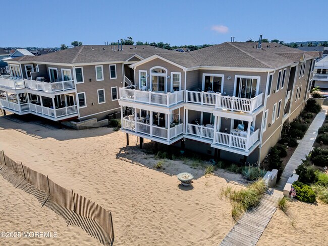 Building Photo - 239 Beach Front