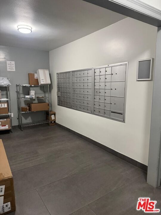 Building Photo - 960 Larrabee St