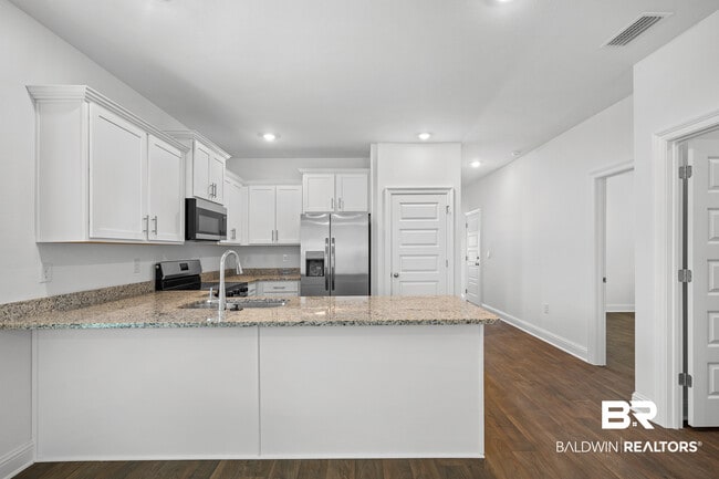 Building Photo - 13390 Shea Cir