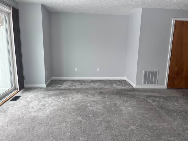 Building Photo - 4 Suncook Terrace