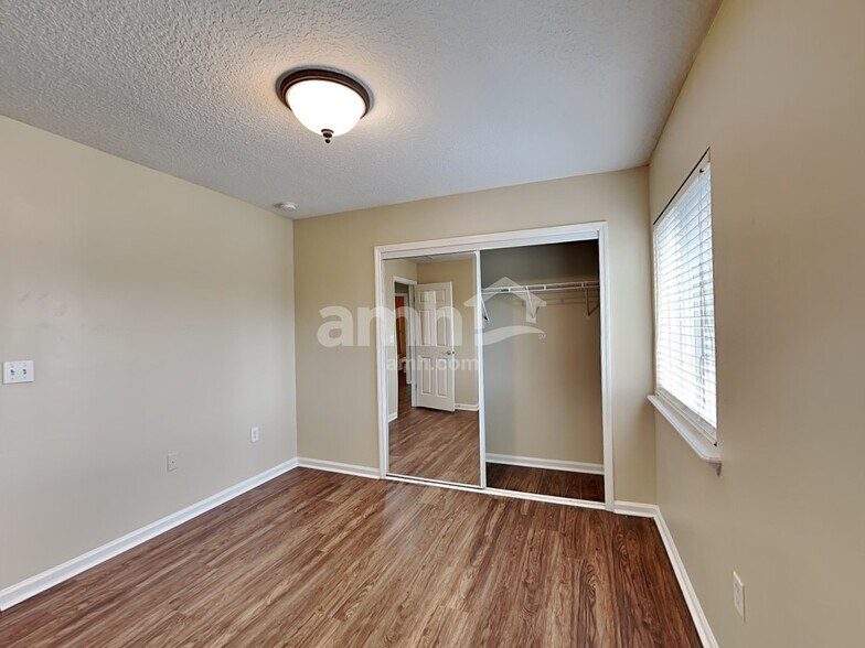 Building Photo - 11659 Spring Board Dr