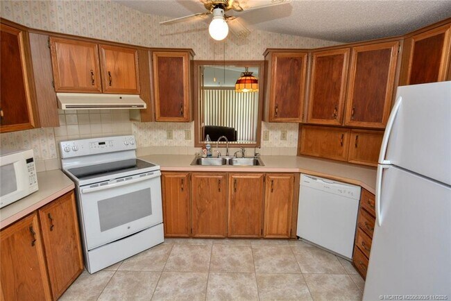 Building Photo - 3107 Columbrina Cir