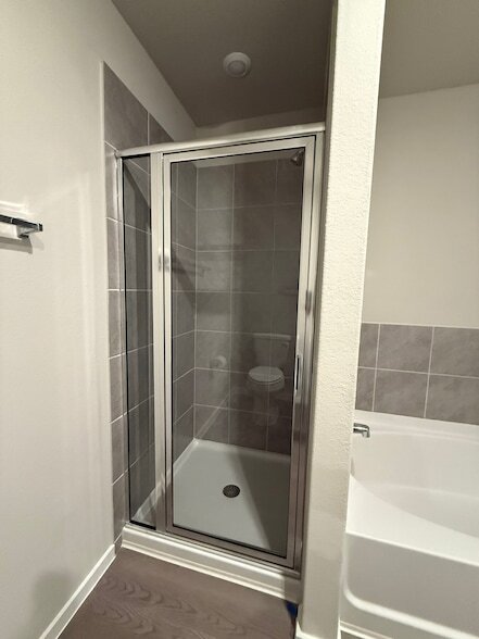 Building Photo - 2027 Summer Night Dr