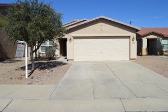 Building Photo - 2150 W Sunset Surprise Ct