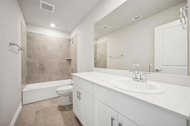 Building Photo - 415 Midnight Oak Dr