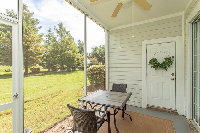 Building Photo - 5801 Oyster Catcher Dr