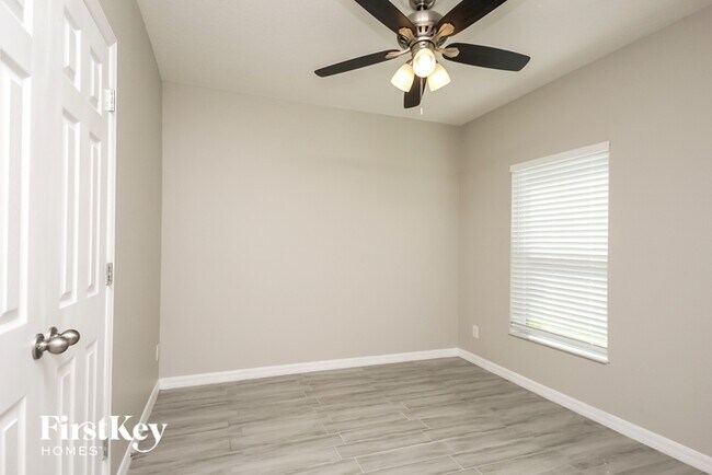 Building Photo - 3740 Briarwood Estates Cir