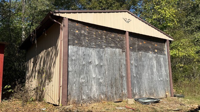 Building Photo - FRENCH VILLAGE RENTAL HOUSE - Private Home...