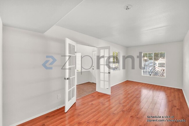 Building Photo - 37551 Deville St