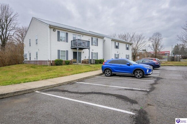 Building Photo - 621 Stewart St