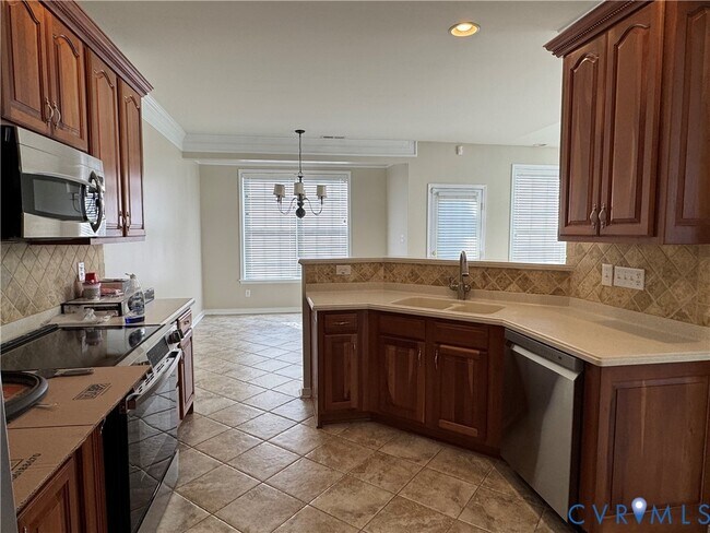 Building Photo - 940 Jamerson Ln
