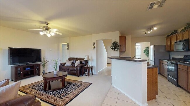 Building Photo - 9948 Southgate Dr