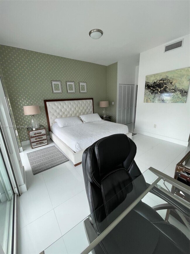 Building Photo - 244 Biscayne Blvd