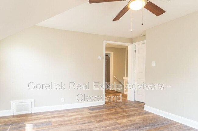 Building Photo - 1340 Sheffield Rd