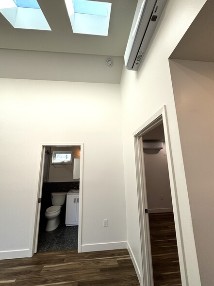 Building Photo - 4724 W 172nd St