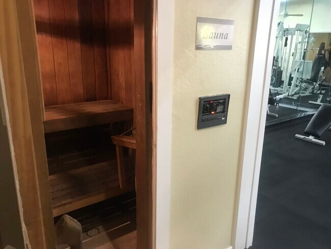 Building Photo - 2445 SW 18th Ter