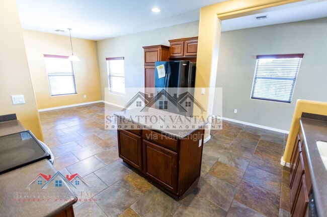 Building Photo - 18355 N Toya St