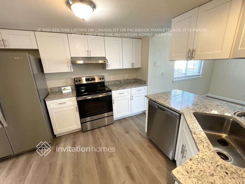 Building Photo - 7902 Jared Way