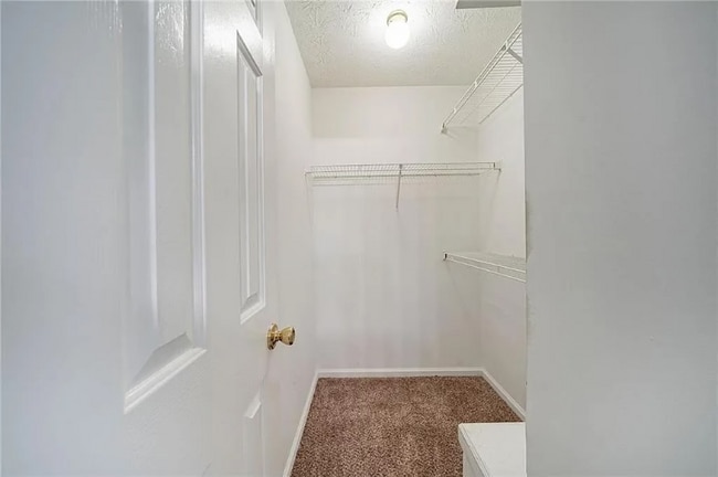 Building Photo - 2262 Dodson Dr