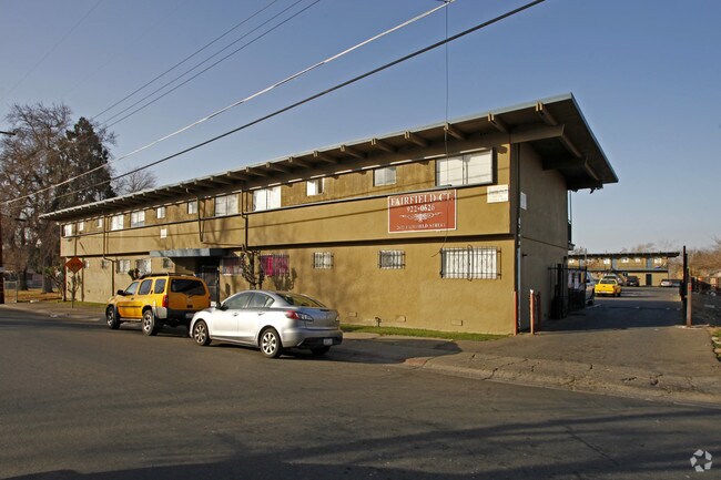 Primary Photo - Fairfield Street Apartments