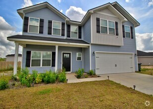 Building Photo - 180 Mcclelland Lp NE