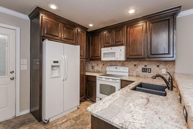 Building Photo - 449 Neals Hill Rd