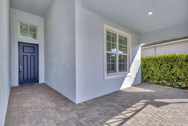 Building Photo - 11953 SW Vano Wy