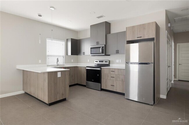 Building Photo - 14 Puffin Ave