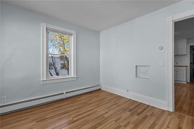 Building Photo - 60 Morris Ave