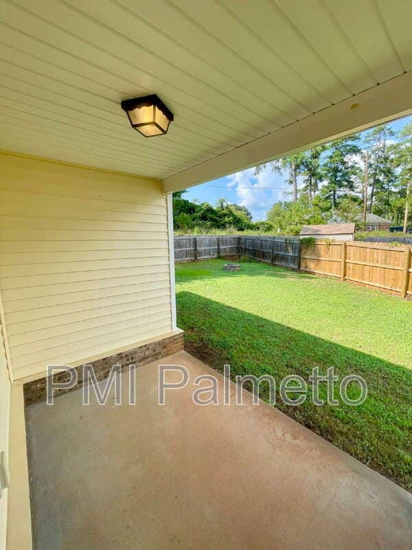 Building Photo - 229 St Andrews Pl Dr