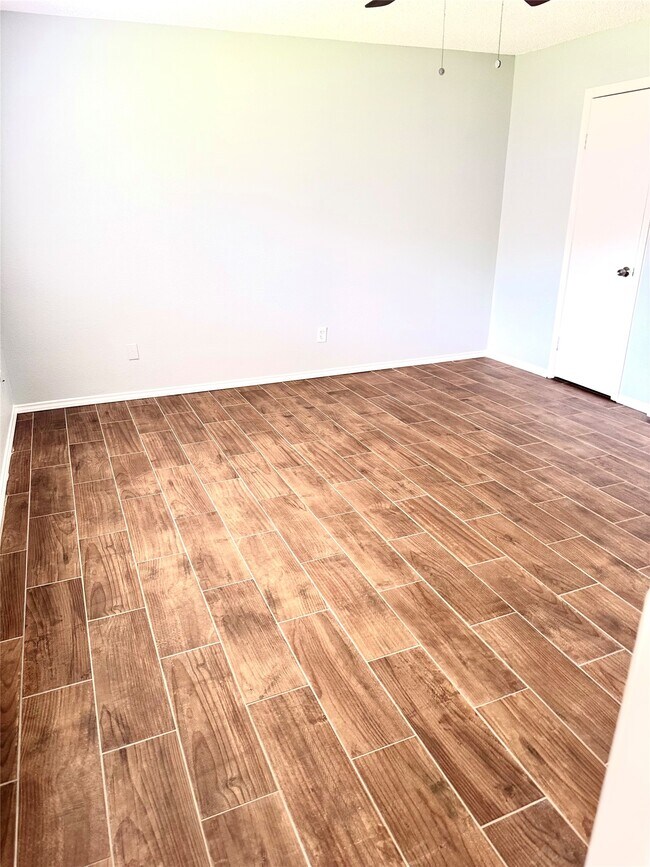 Building Photo - 3831 Addicks Clodine Rd