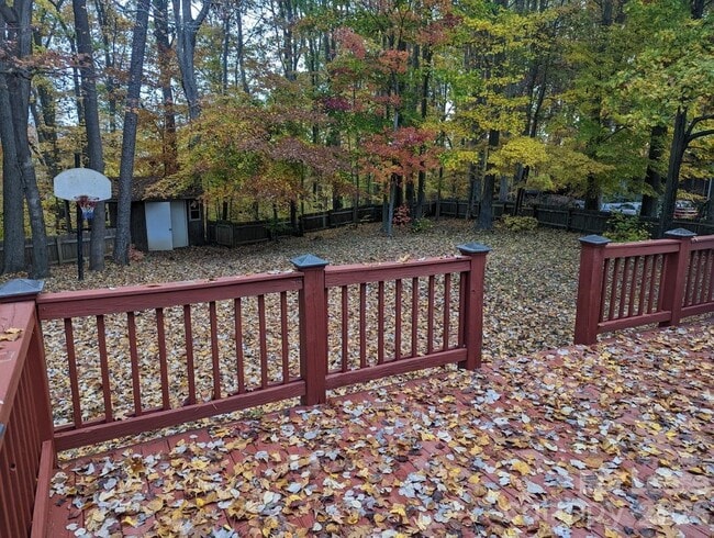 Building Photo - 3984 Wind Rock Ct