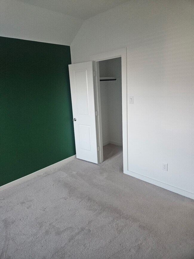Building Photo - 5115 Klein Orchard Dr