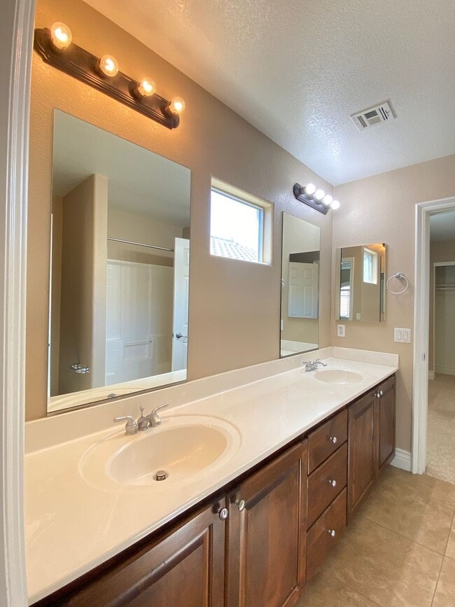 Building Photo - 95 Broken Putter Way