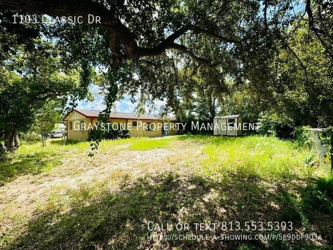 Building Photo - 1103 Classic Dr