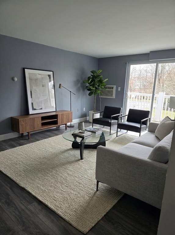 Building Photo - 103 Hart St