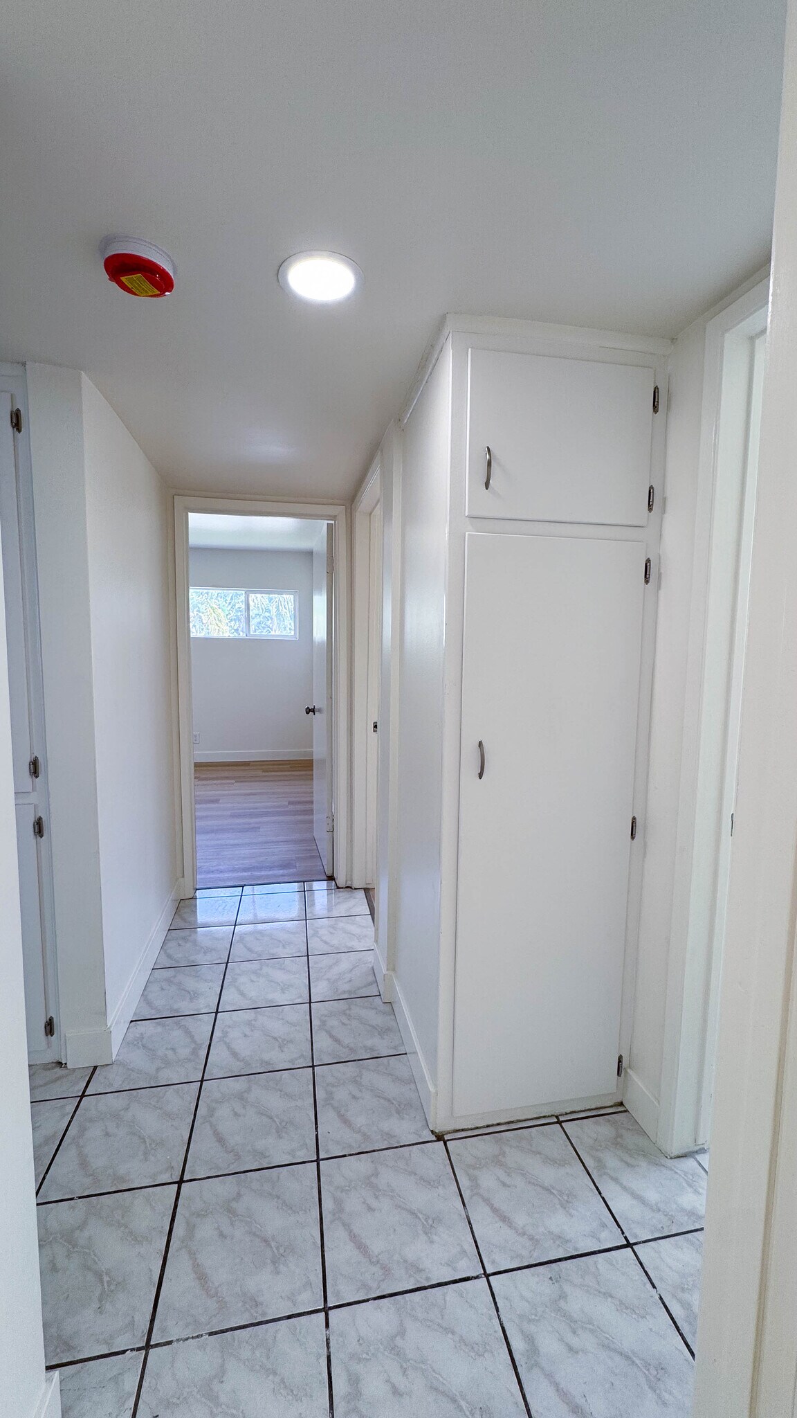 Building Photo - 716 Glenway Dr